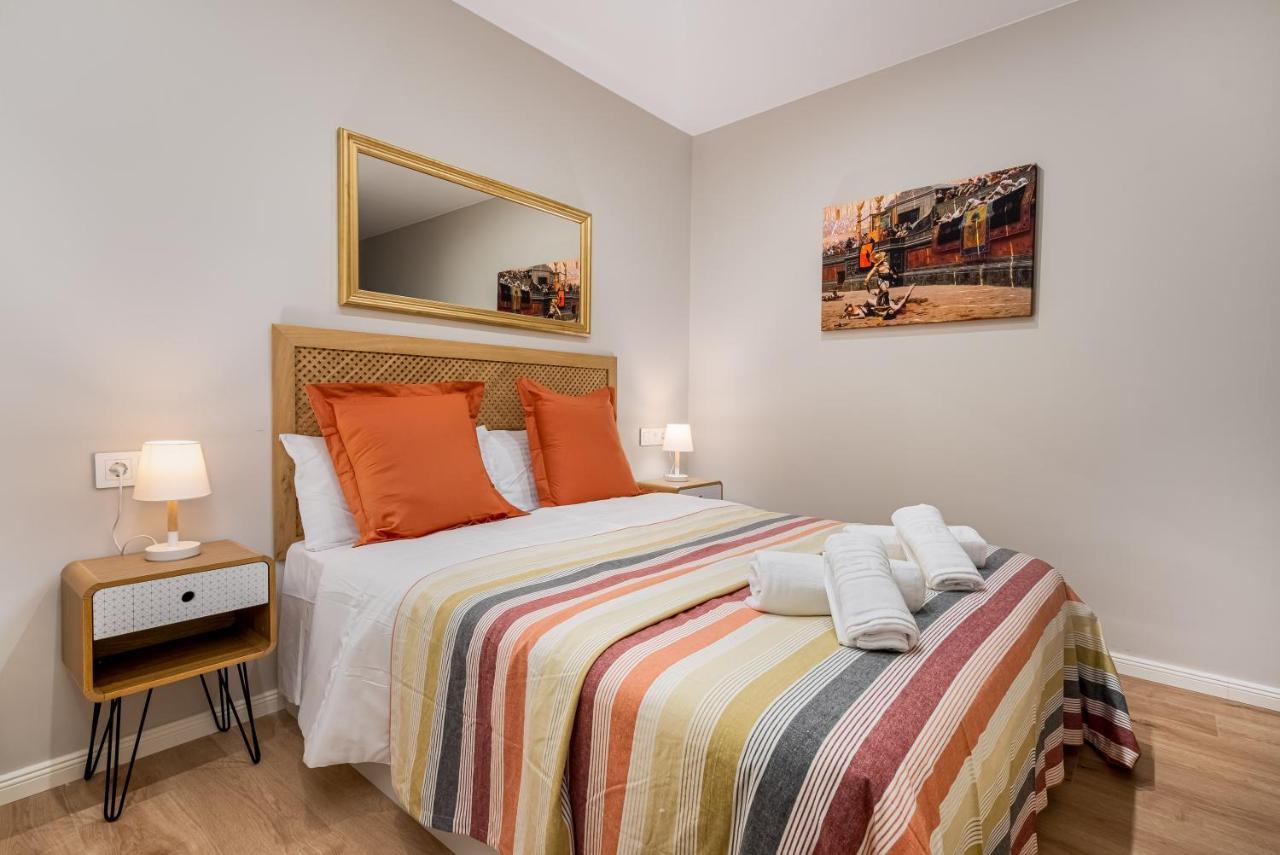 Apartamentos Circo Romano Tarragona Esterno foto